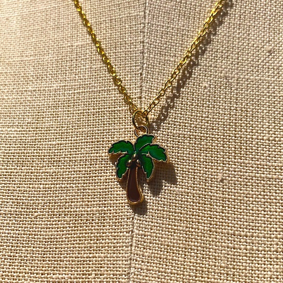 Hand Crafted Jewelry - NWT Sterling Silver Plated Chain & Enamel Palm Tree Tail Alloy Metal Charm